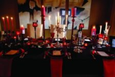 19 vampire-inspired black and red Halloween table