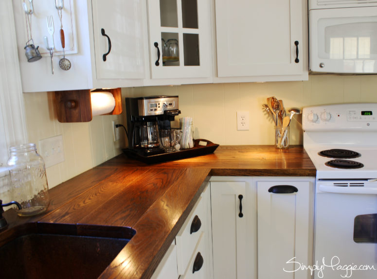 DIY wide plank kitchen countertops (via www.simplymaggie.com)