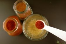 DIY natural sore throat cough spray with cayenne pepper