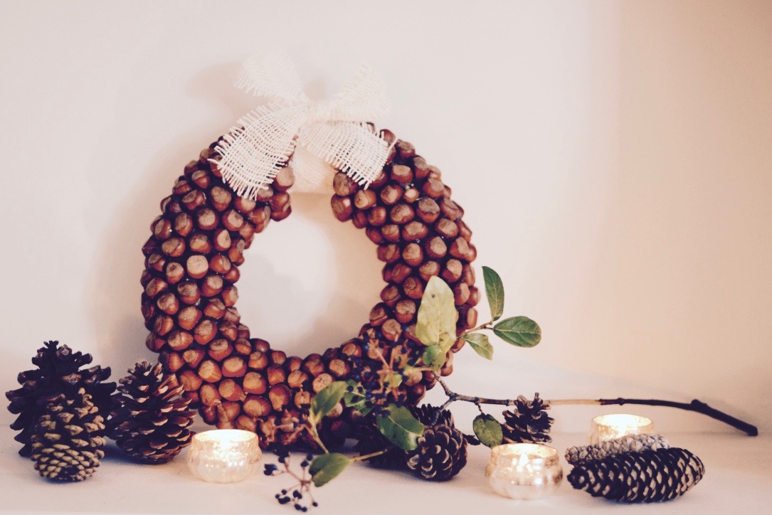 DIY hazelnut wreath for the fall