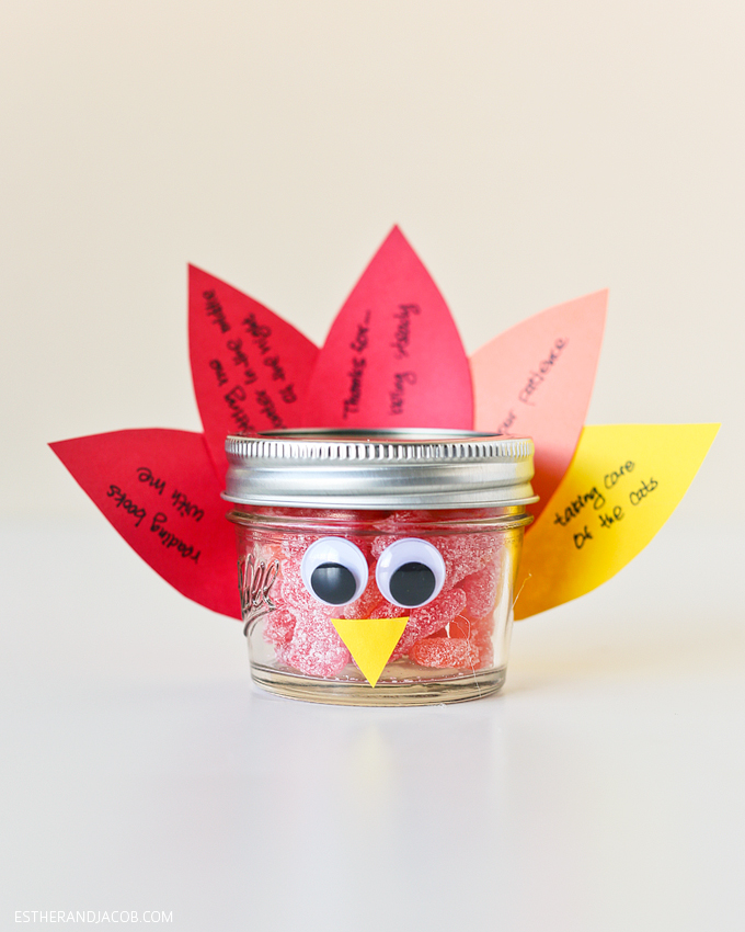 DIY Thanksgiving turkey mason jars