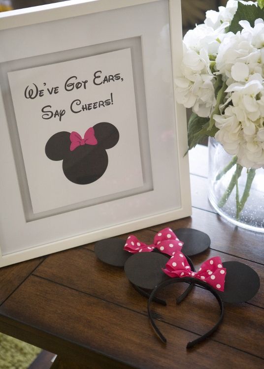 cute party favors for a Minnie Mouse birthday party