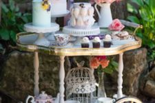 07 gilded tea cart, vintage cups and a tea pot, cakery with fresh flowers