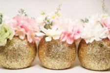 07 glitter round vases for glam party decor