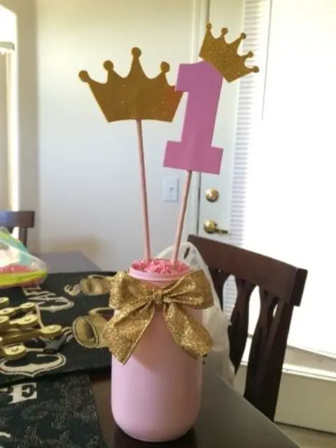 pink and gold princess party centerpiece