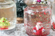 DIY holiday snow globes with glitter