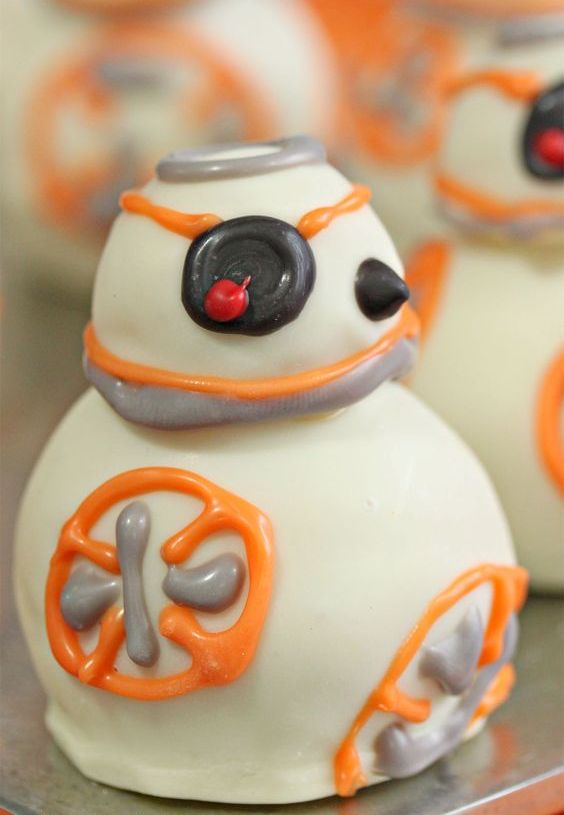 BB-8 cake balls will be an awesome treat for both adults and kids