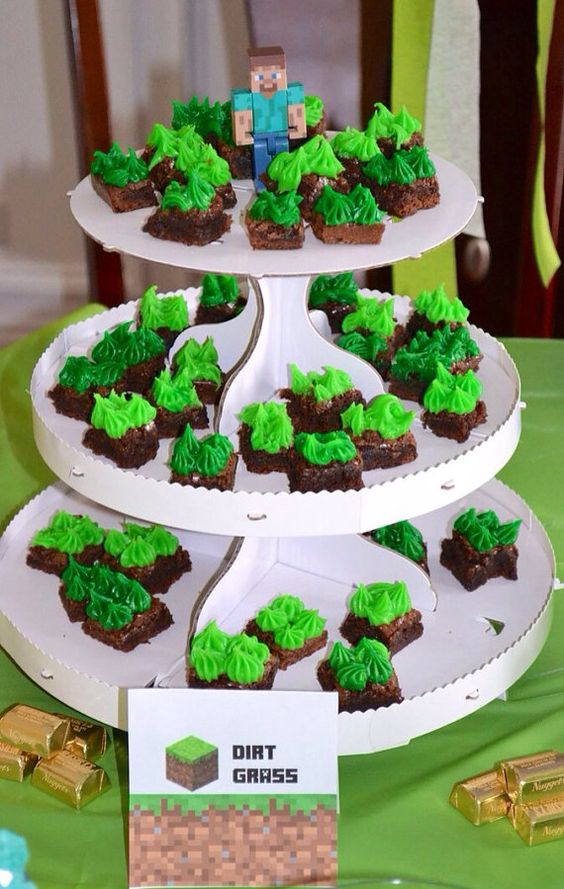 dirt grass brownies for a Minecraft party