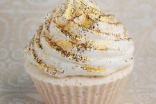 21 gold glitter cupcake is a great treat