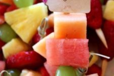 28 fruit skewers for the party