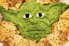 34 Yoda guacamole will be a great and fun idea