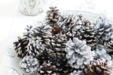 DIY sparkly pinecone display