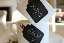 DIY chalkboard tag mugs
