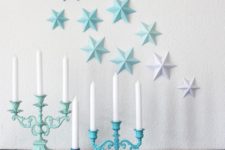 DIY 3D paper stars on the wall for Christmas