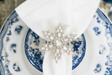 25 rhinestone snowflake napkin ring for a sparkling touch