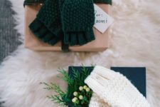 38 knit mittens and fresh sprigs look very creative