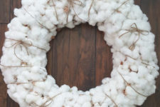 DIY cozy and fluffy cotton wreath