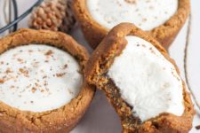 DIY gingerbread eggnog cheesecake cookie cups