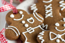DIY decorated gingerbread cookies