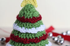 DIY tabletop crochet Christmas tree with a pattern