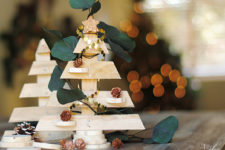 DIY recycled wood tabletop Christmas trees