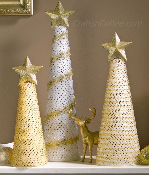 14 DIY Tabletop Christmas Trees That Excite - Shelterness