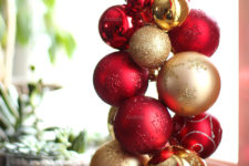 DIY Christmas ornament tabletop tree