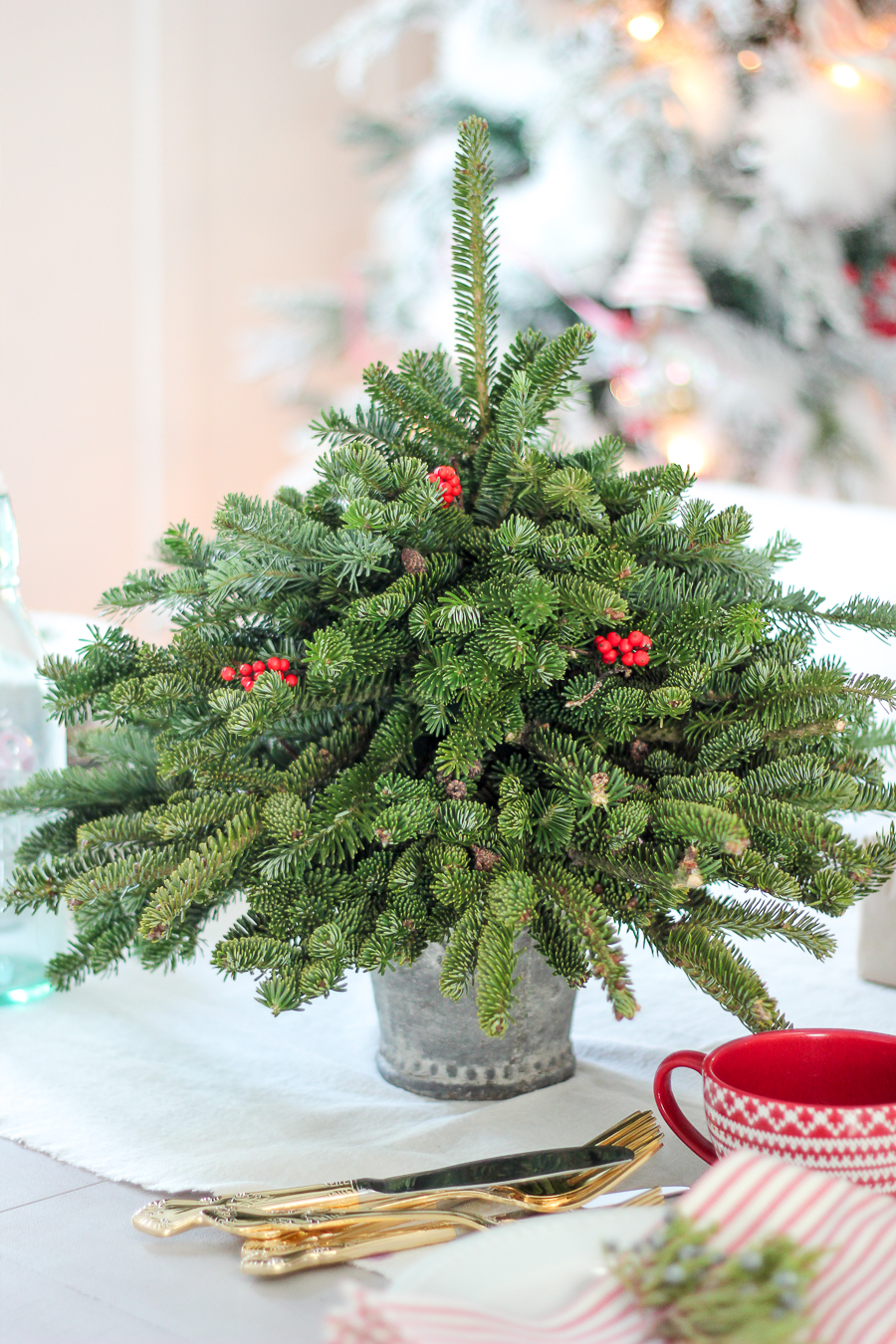 DIY tabletop Christmas tree from free fir clippings (via www.craftberrybush.com)
