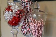 08 display bows, ornaments and candy canes in jars with lids
