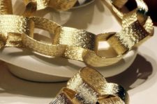 11 gold paper chain garland