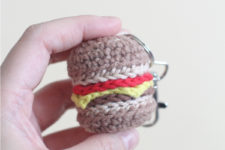 DIY crochet cheeseburger keychain