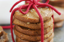 DIY ginger almond cookies