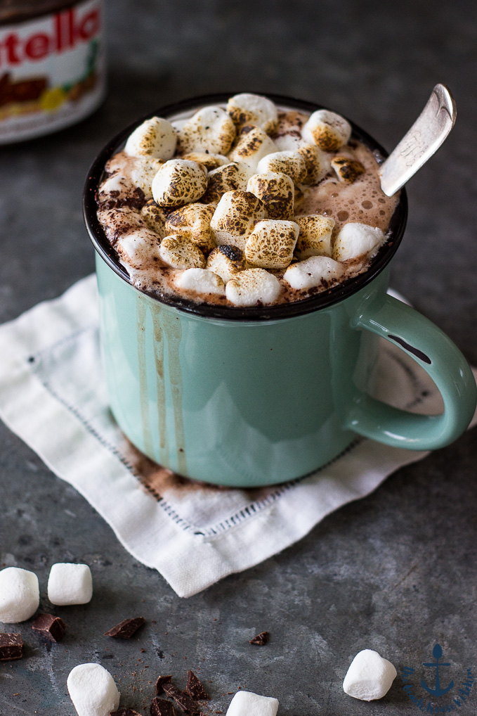 DIY Nutella hot cocoa (via thebeachhousekitchen.com)