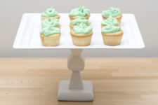 DIy simple cupcake stand using a tray