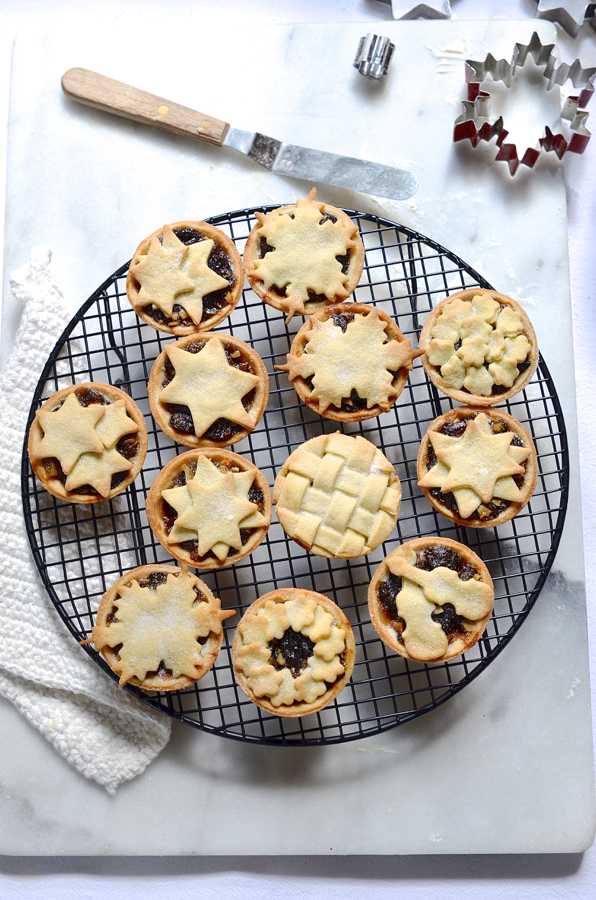 DIY cookie cutter mince pies