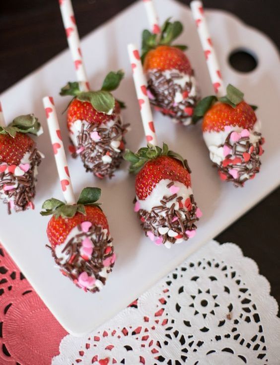 chocolate covered strawberry pops is a great dessert for kids and adults