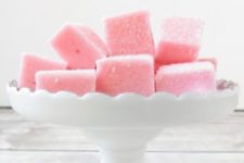 DIY sugar scrub cubes with jojoba oil