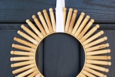 DIY vintage clothespins wreath