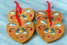 DIY painted lacquer wood heart coasters