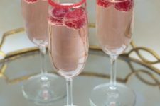 16 pink signature cocktails with raspberries