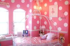 16 wire carriage-shaped girl’s bed will connect it with the rest of the room and bring more light