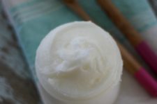 DIY coconut oil toothpaste