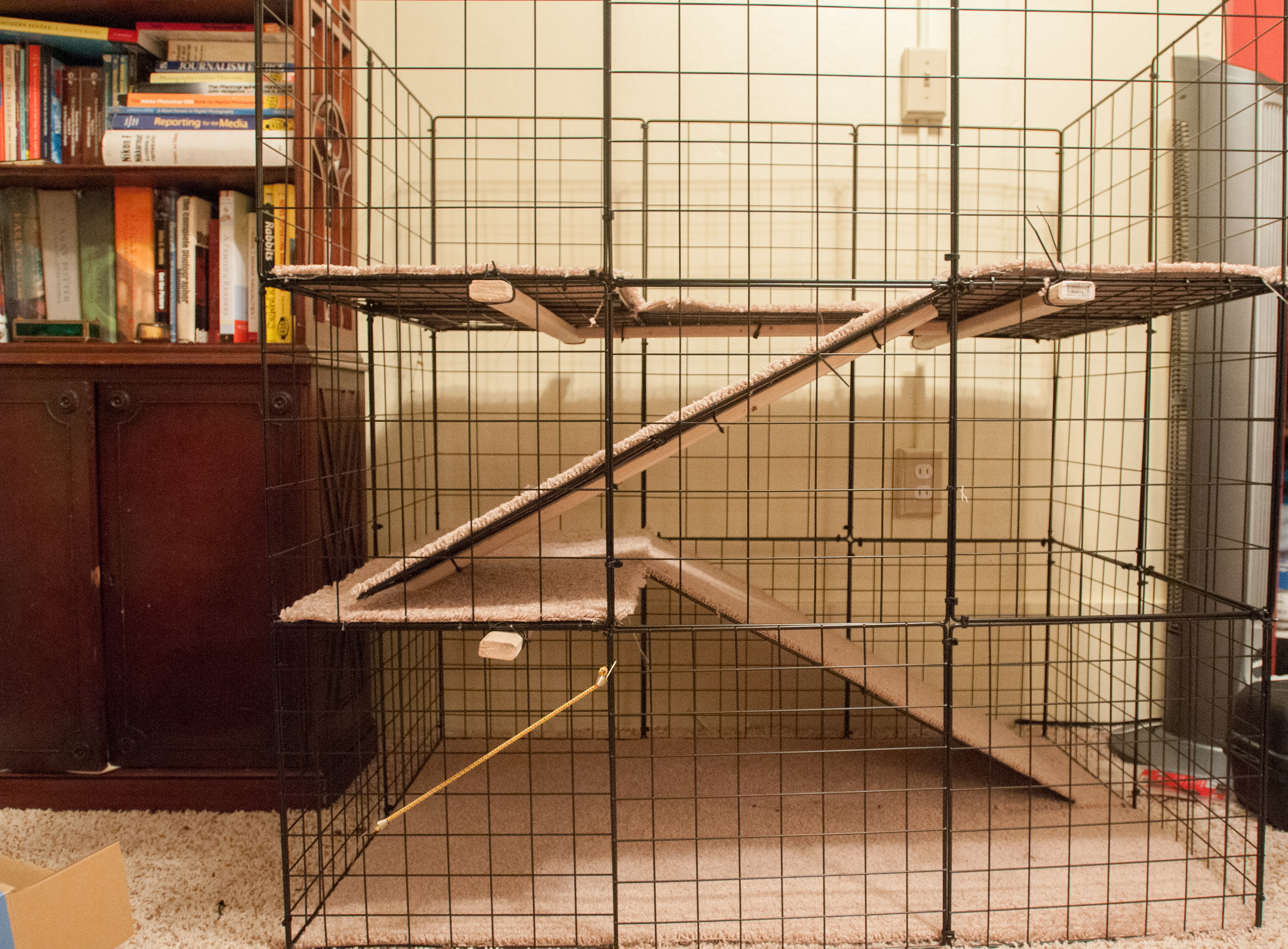 DIY large multi-level bunny cage (via https:)