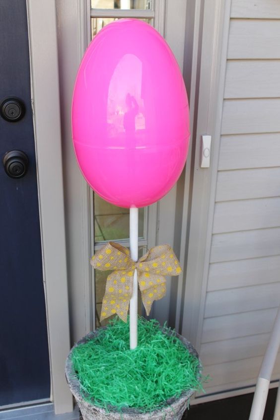 colorful Easter egg topiary