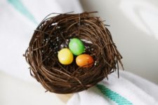 DIY Easter nest napkin rings