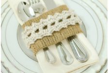 DIY burlap and lace napkin ring for Easter