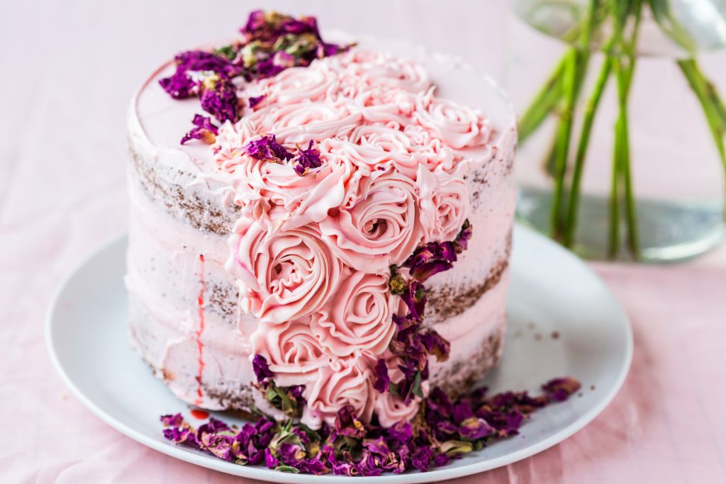 DIY rose pistachio cake