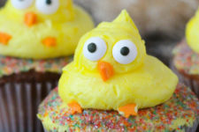 DIY Easter chick cupcakes