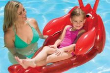 10 funny lobster float for small children
