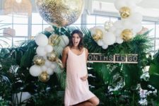 14 awesome potted greenery backdrop and white and glitter balloons for taking pics